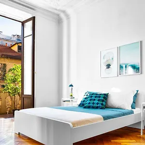 Hemeras Boutique Homes - 4 Design Homes In Center , Милан Италия