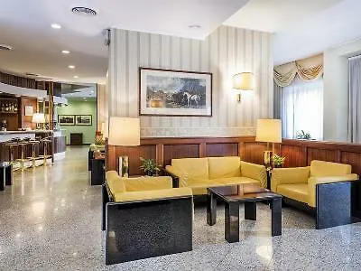 Hotel Ascot Milánó 4*,